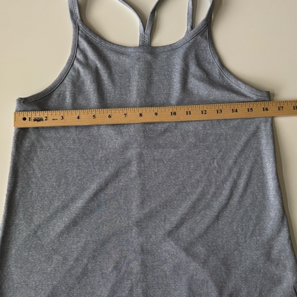 Set of 2 Nike Yoga Strappy Ribbed Tank Tops Blue and Pink Women’s size Medium - Picture 8 of 16